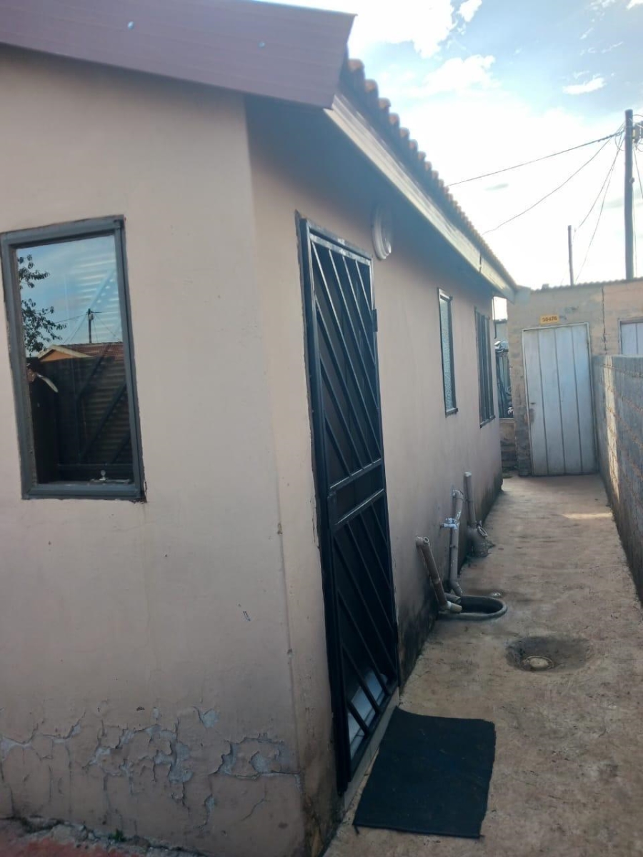 2 Bedroom Property for Sale in Bram Fischerville Gauteng