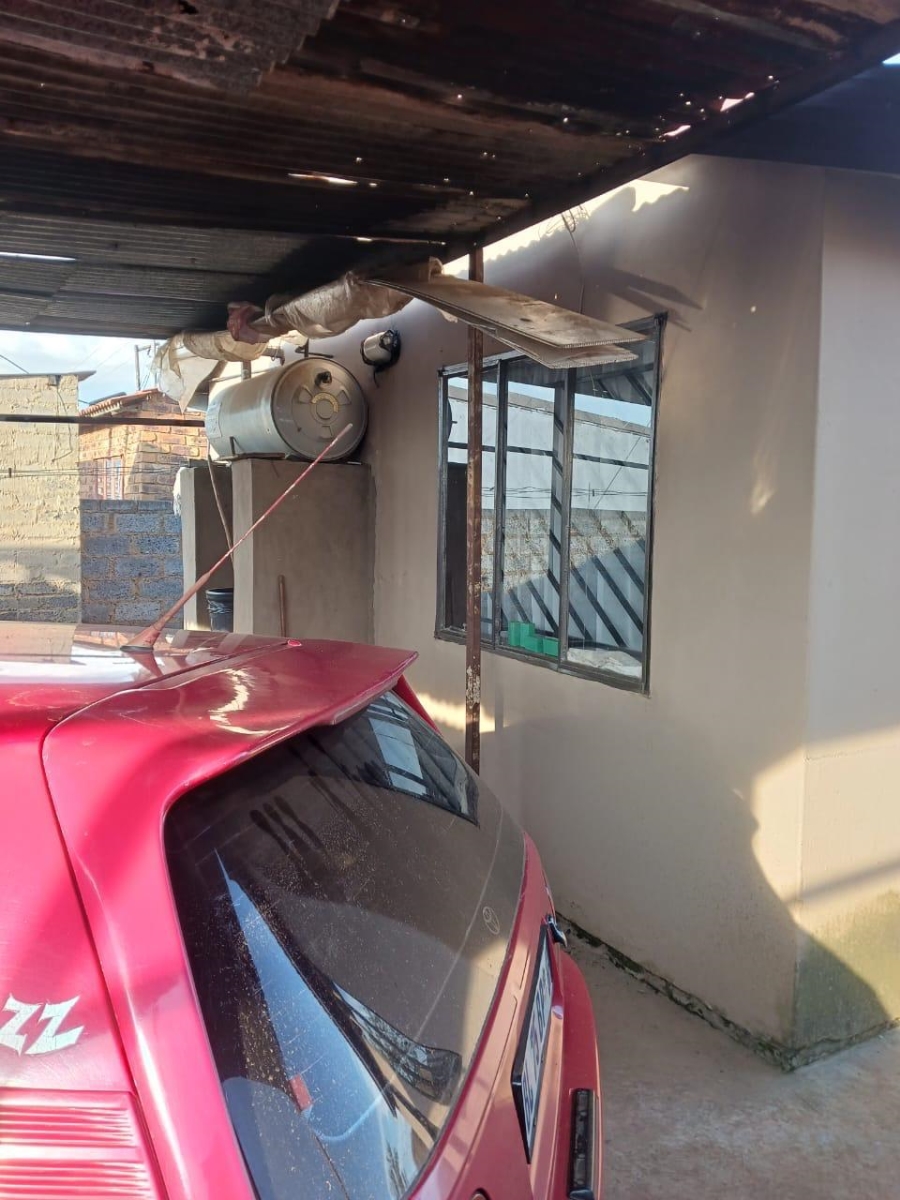 2 Bedroom Property for Sale in Bram Fischerville Gauteng
