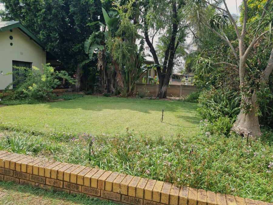 4 Bedroom Property for Sale in Pretoria Gardens Gauteng