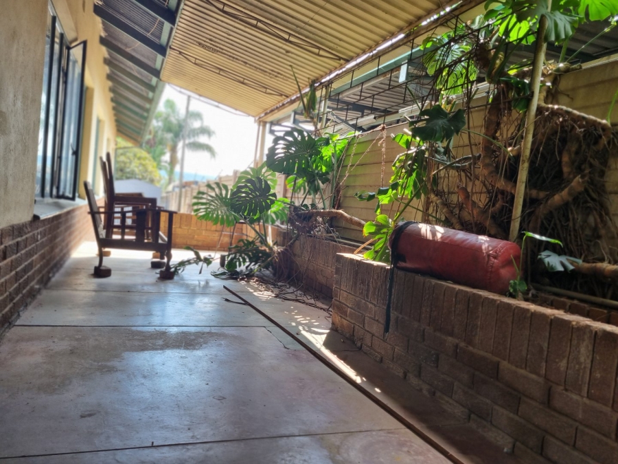4 Bedroom Property for Sale in Pretoria Gardens Gauteng