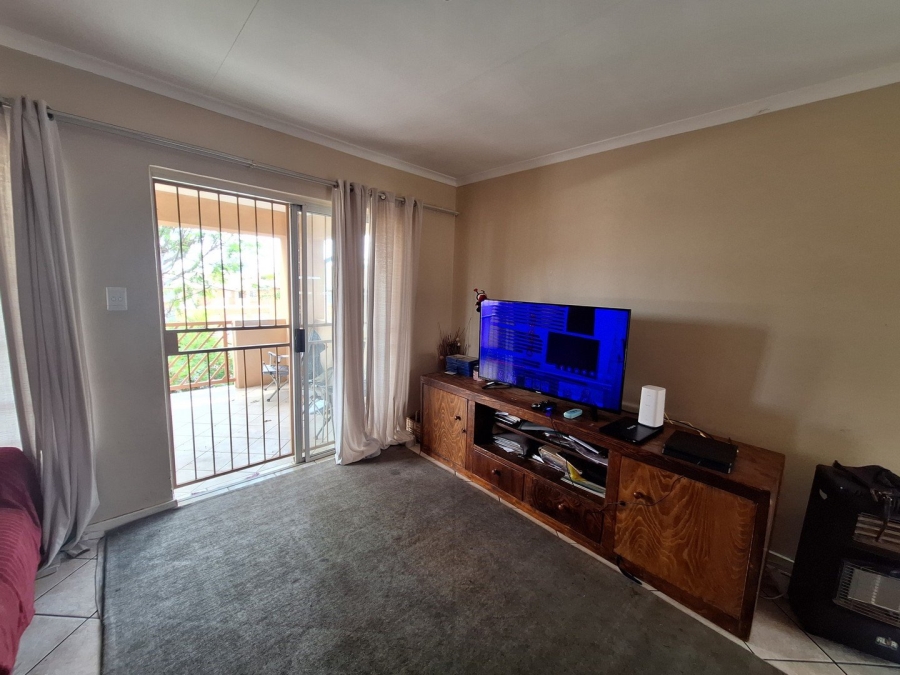 2 Bedroom Property for Sale in Amberfield Gauteng