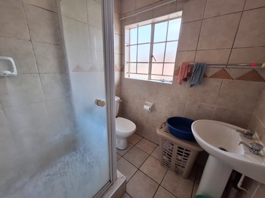 2 Bedroom Property for Sale in Amberfield Gauteng