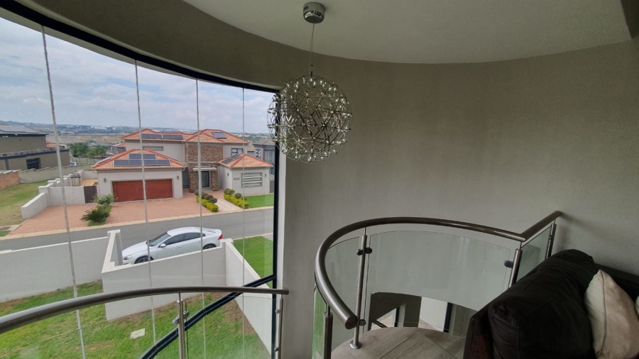 4 Bedroom Property for Sale in Blue Valley Golf Estate Gauteng