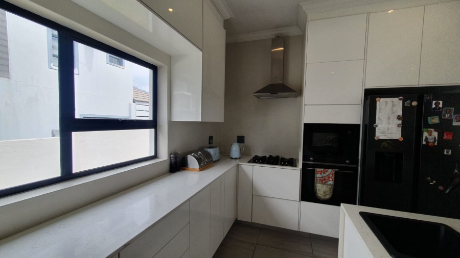 4 Bedroom Property for Sale in Blue Valley Golf Estate Gauteng