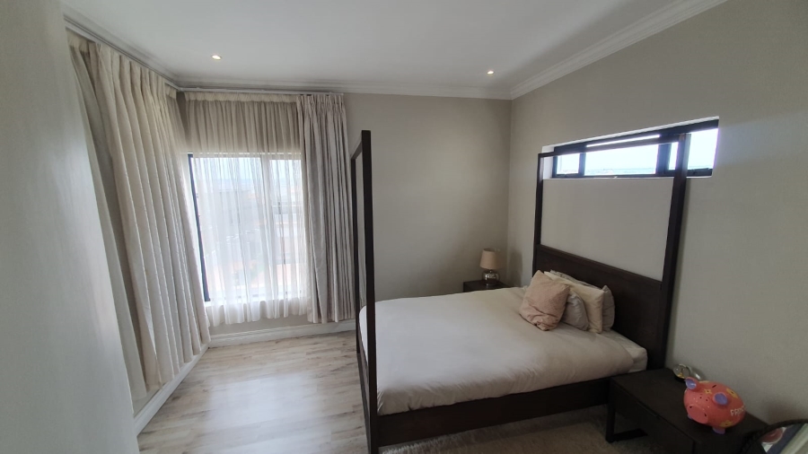 4 Bedroom Property for Sale in Blue Valley Golf Estate Gauteng