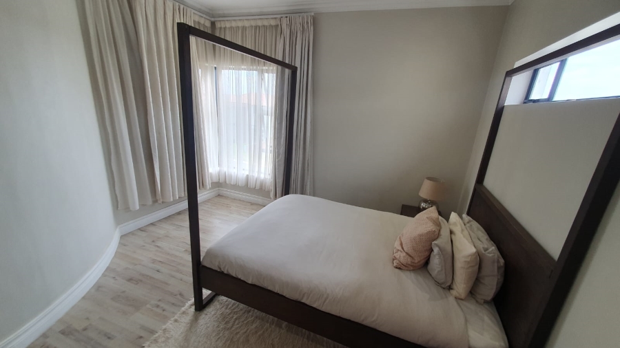 4 Bedroom Property for Sale in Blue Valley Golf Estate Gauteng