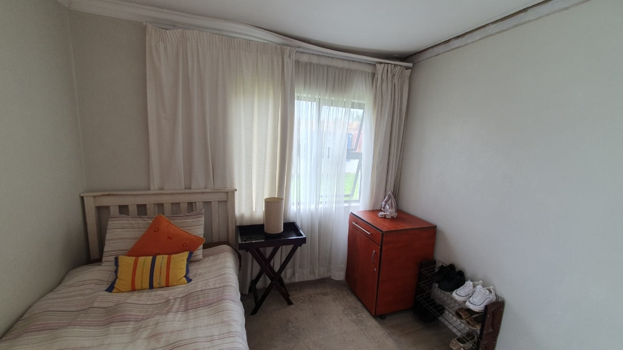 4 Bedroom Property for Sale in Blue Valley Golf Estate Gauteng