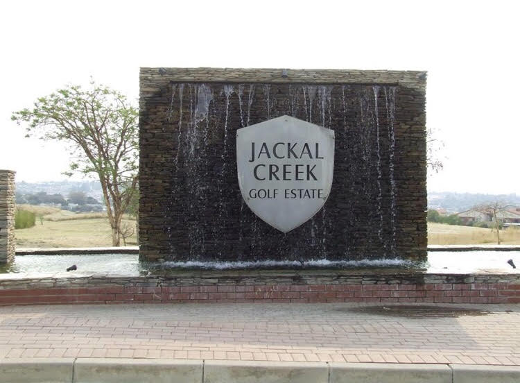 To Let 1 Bedroom Property for Rent in Jackal Creek Golf Estate Gauteng