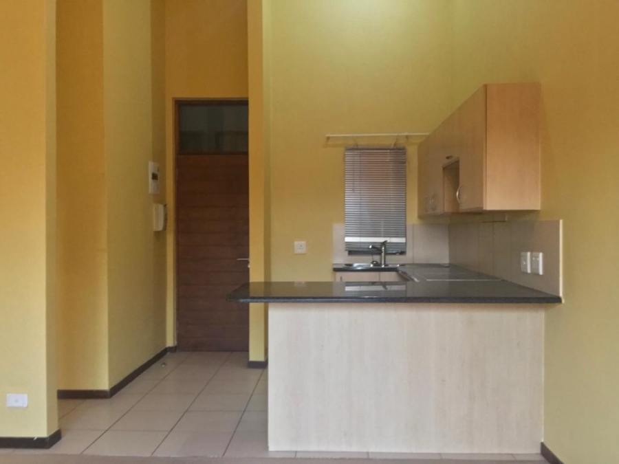 To Let 1 Bedroom Property for Rent in Jackal Creek Golf Estate Gauteng