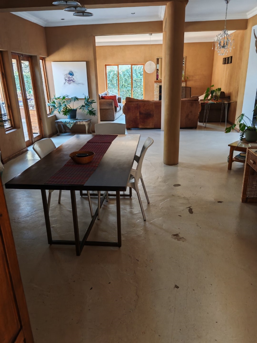 6 Bedroom Property for Sale in Rosebank Gauteng
