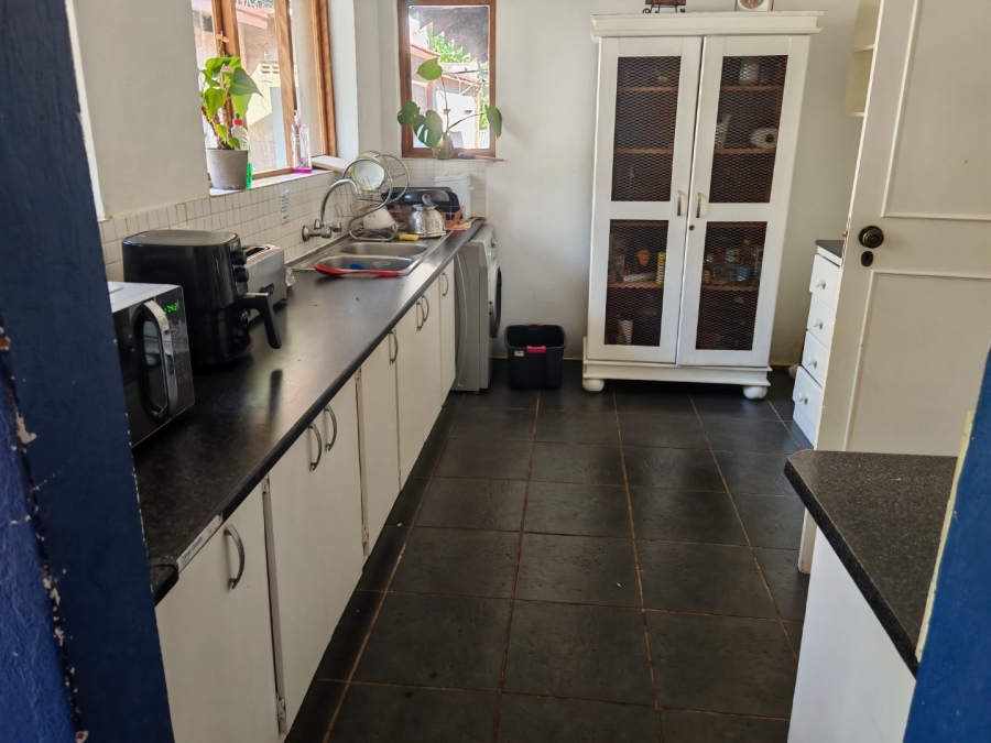 6 Bedroom Property for Sale in Rosebank Gauteng