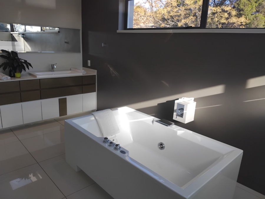 4 Bedroom Property for Sale in Bedfordview Gauteng