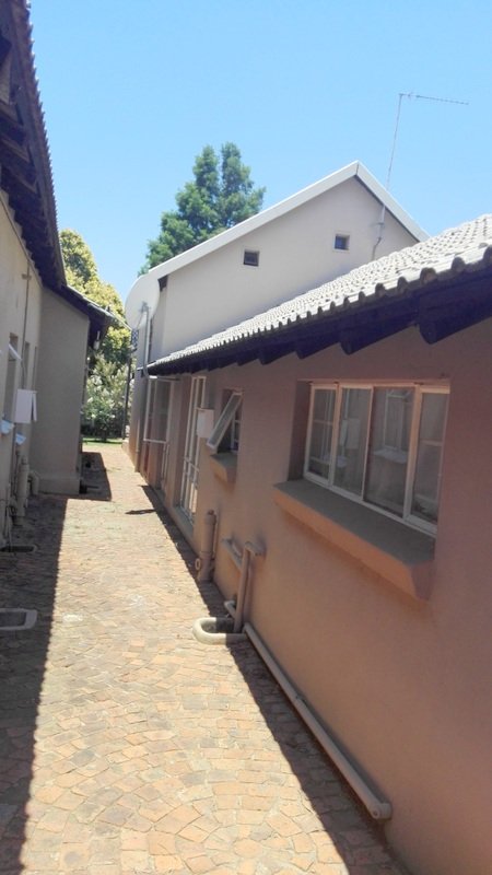 10 Bedroom Property for Sale in Lynnwood Gauteng