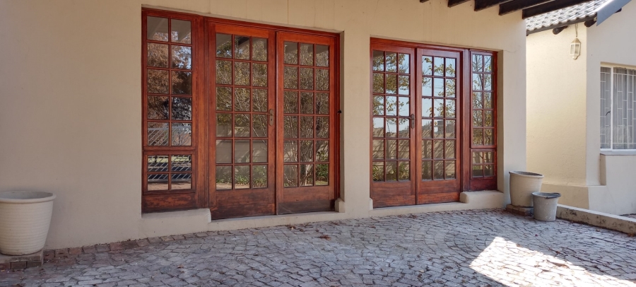 10 Bedroom Property for Sale in Lynnwood Gauteng
