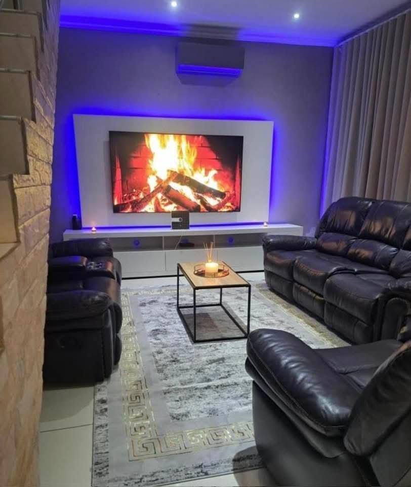 7 Bedroom Property for Sale in West Park Gauteng