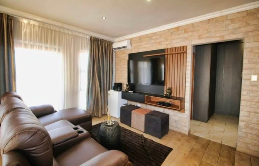 7 Bedroom Property for Sale in West Park Gauteng