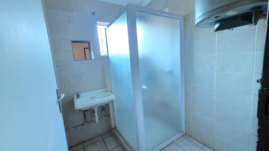To Let 3 Bedroom Property for Rent in Laudium Gauteng