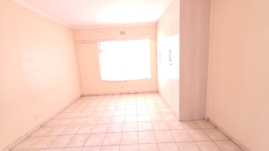 To Let 3 Bedroom Property for Rent in Laudium Gauteng