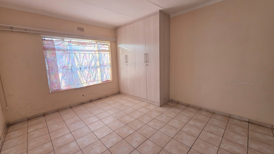To Let 3 Bedroom Property for Rent in Laudium Gauteng