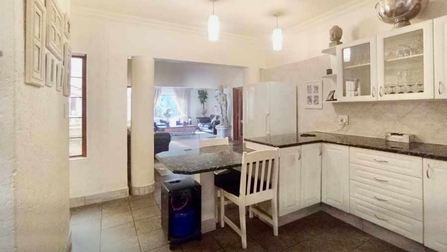 4 Bedroom Property for Sale in Silver Lakes Gauteng