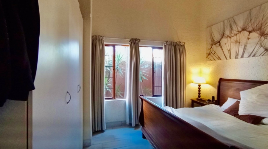 4 Bedroom Property for Sale in Silver Lakes Gauteng