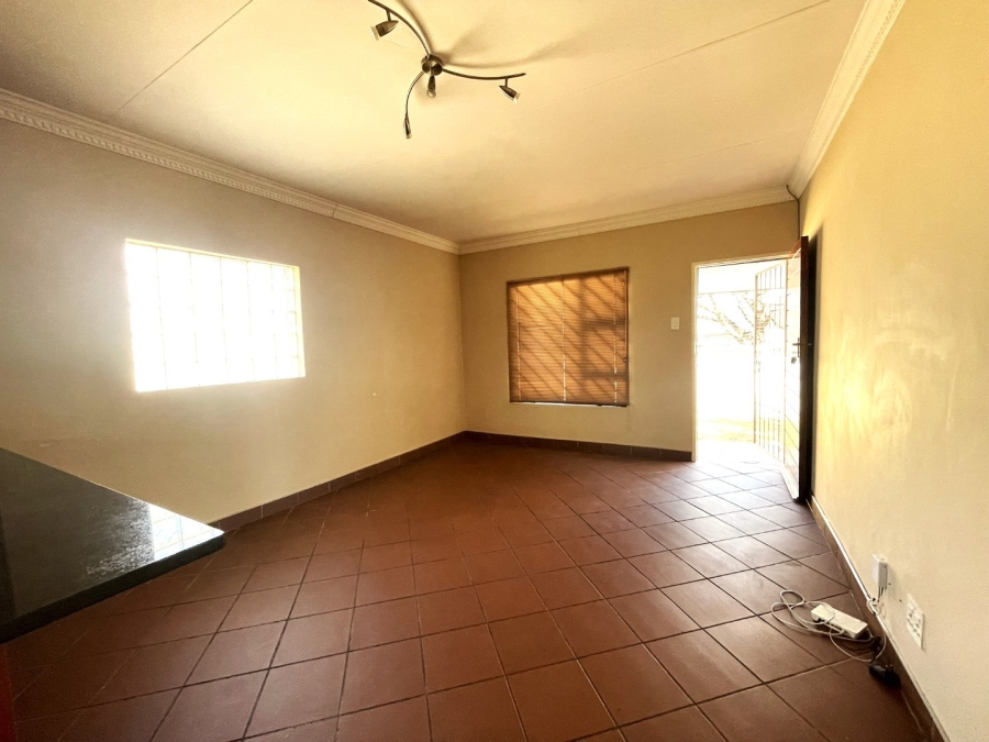 To Let 1 Bedroom Property for Rent in Valhalla Gauteng