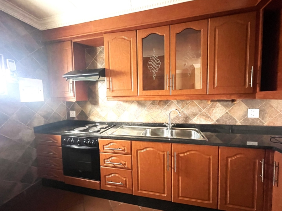 To Let 1 Bedroom Property for Rent in Valhalla Gauteng