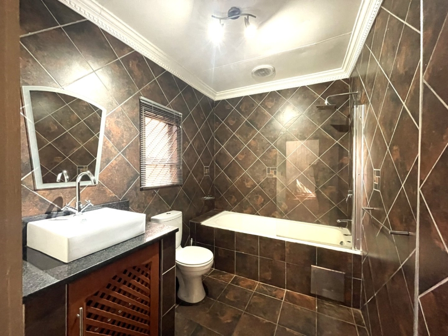 To Let 1 Bedroom Property for Rent in Valhalla Gauteng