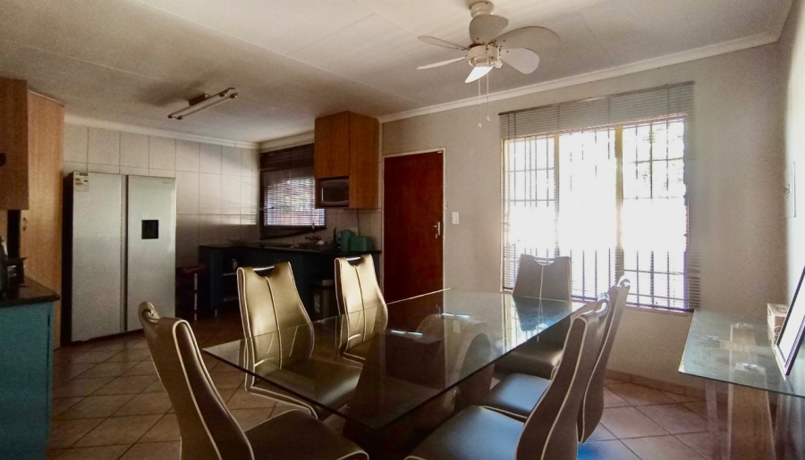3 Bedroom Property for Sale in Willow Park Manor Gauteng