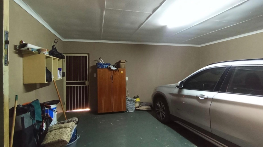 3 Bedroom Property for Sale in Willow Park Manor Gauteng