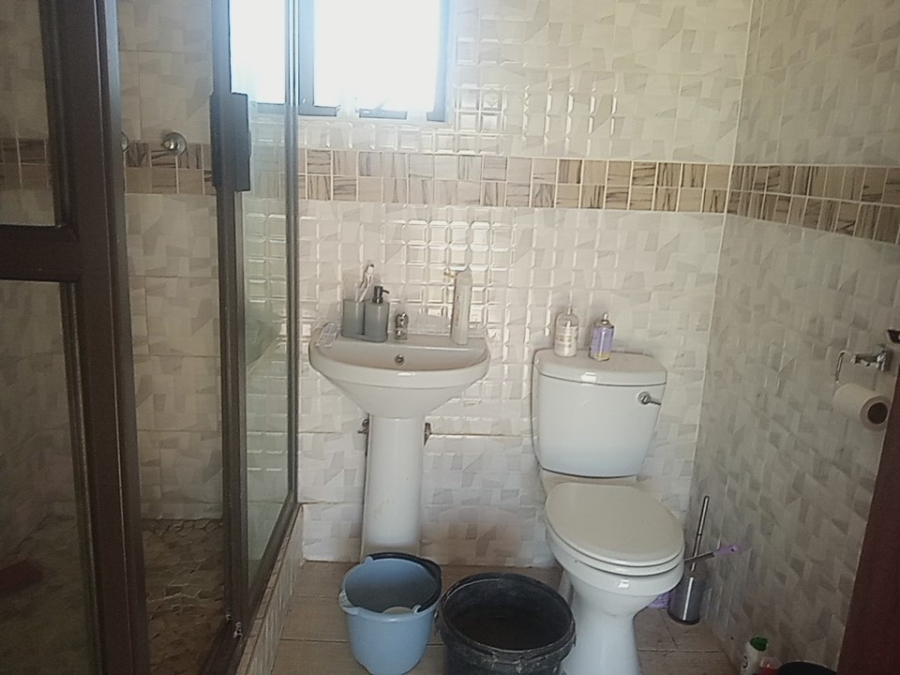 5 Bedroom Property for Sale in Hammanskraal Gauteng