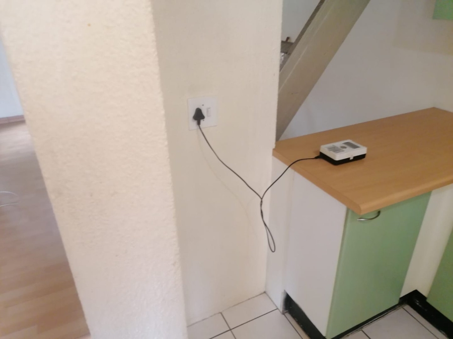 2 Bedroom Property for Sale in Eden Glen Gauteng