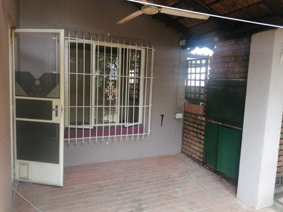 2 Bedroom Property for Sale in Eden Glen Gauteng