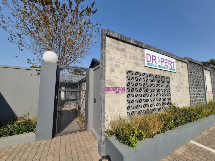 To Let commercial Property for Rent in Garsfontein Gauteng
