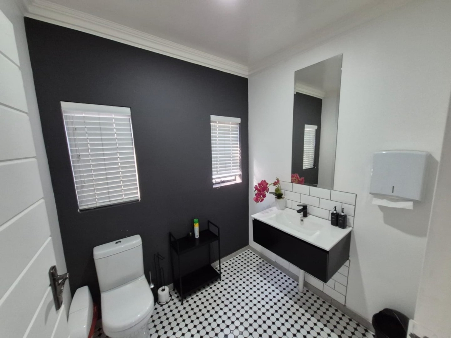 To Let commercial Property for Rent in Garsfontein Gauteng