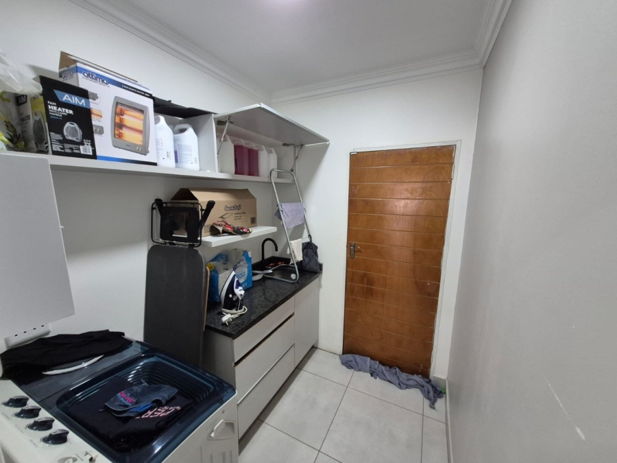 To Let commercial Property for Rent in Garsfontein Gauteng