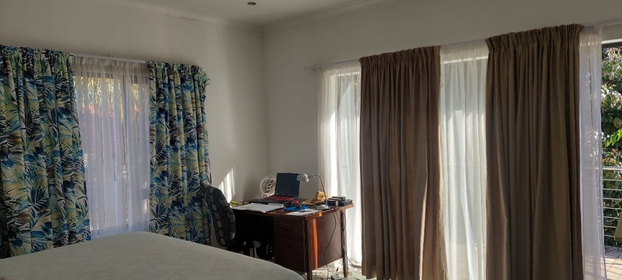 To Let 2 Bedroom Property for Rent in Emmarentia Gauteng