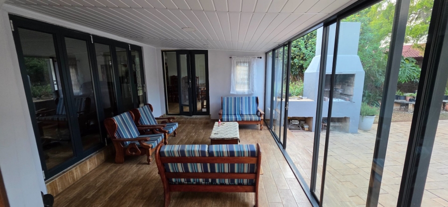 4 Bedroom Property for Sale in Eldoraigne Gauteng