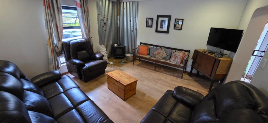 4 Bedroom Property for Sale in Eldoraigne Gauteng