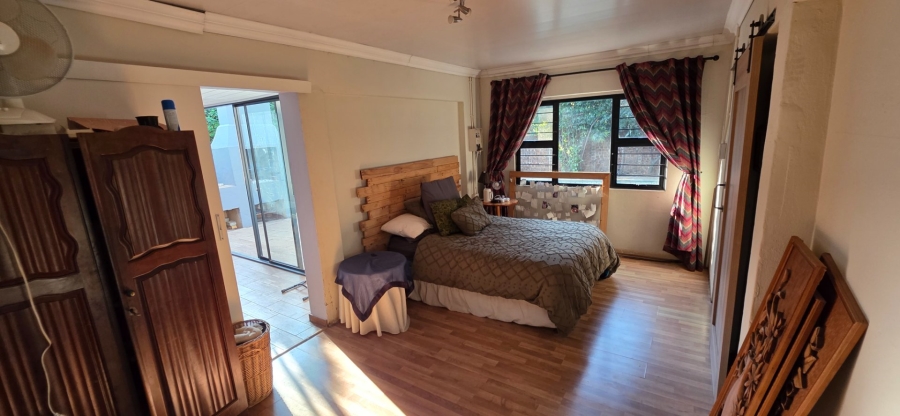 4 Bedroom Property for Sale in Eldoraigne Gauteng