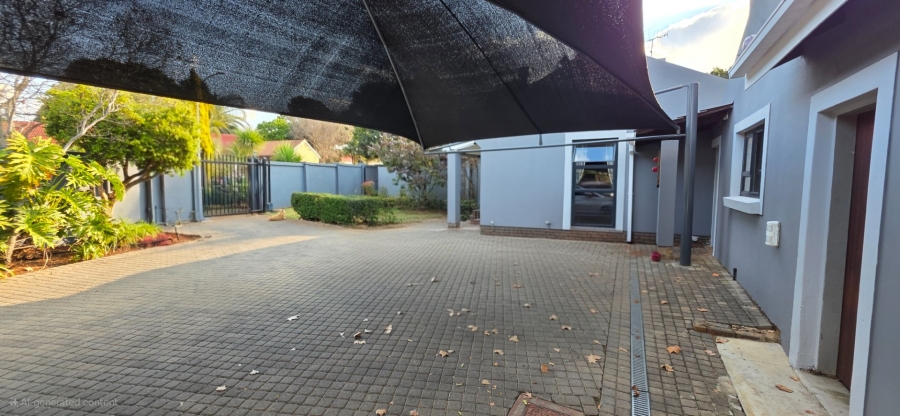 4 Bedroom Property for Sale in Eldoraigne Gauteng