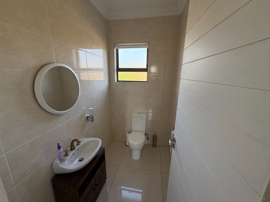 4 Bedroom Property for Sale in Willow Acres Ext 10 Gauteng
