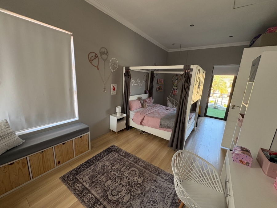 4 Bedroom Property for Sale in Willow Acres Ext 10 Gauteng