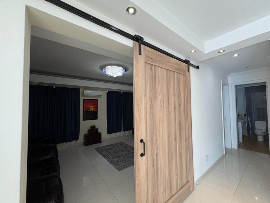 4 Bedroom Property for Sale in Willow Acres Ext 10 Gauteng