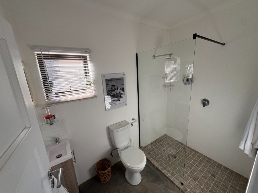 4 Bedroom Property for Sale in Willow Acres Ext 10 Gauteng