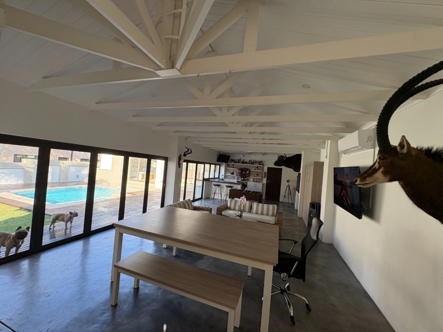 4 Bedroom Property for Sale in Willow Acres Ext 10 Gauteng