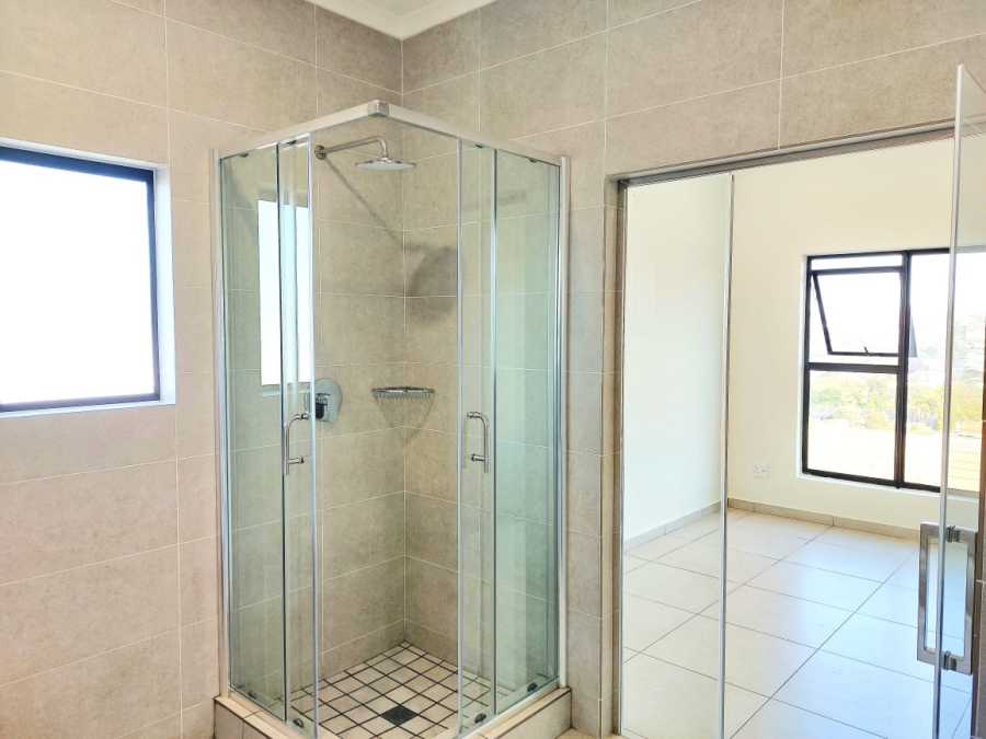 1 Bedroom Property for Sale in Greenstone Ridge Gauteng