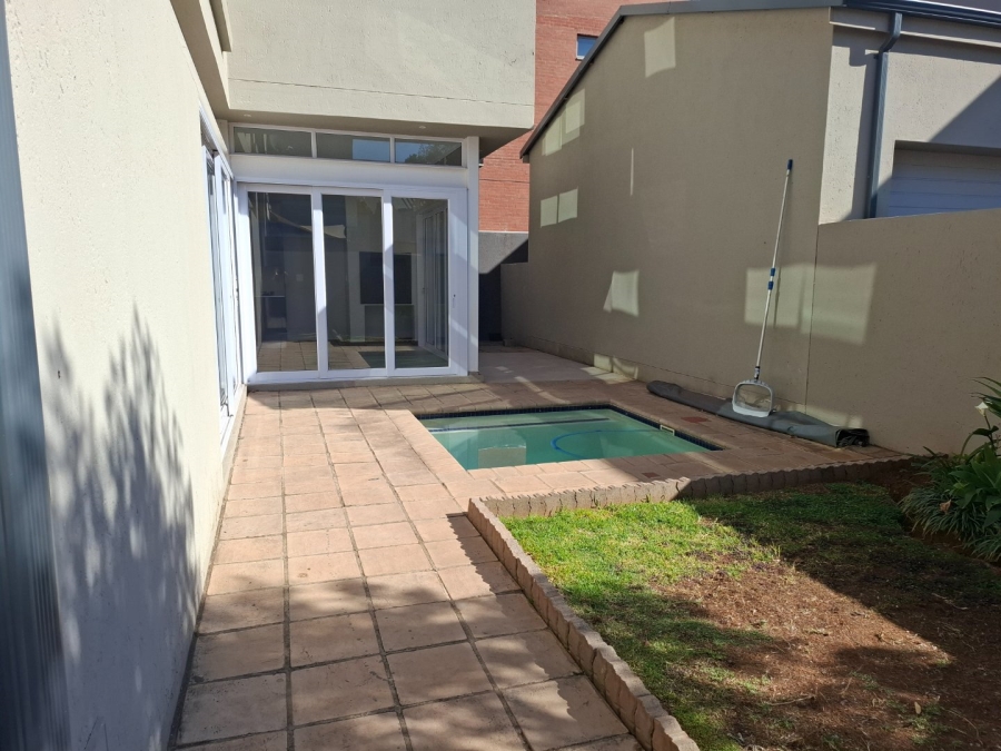 To Let 3 Bedroom Property for Rent in Baileys Muckleneuk Gauteng