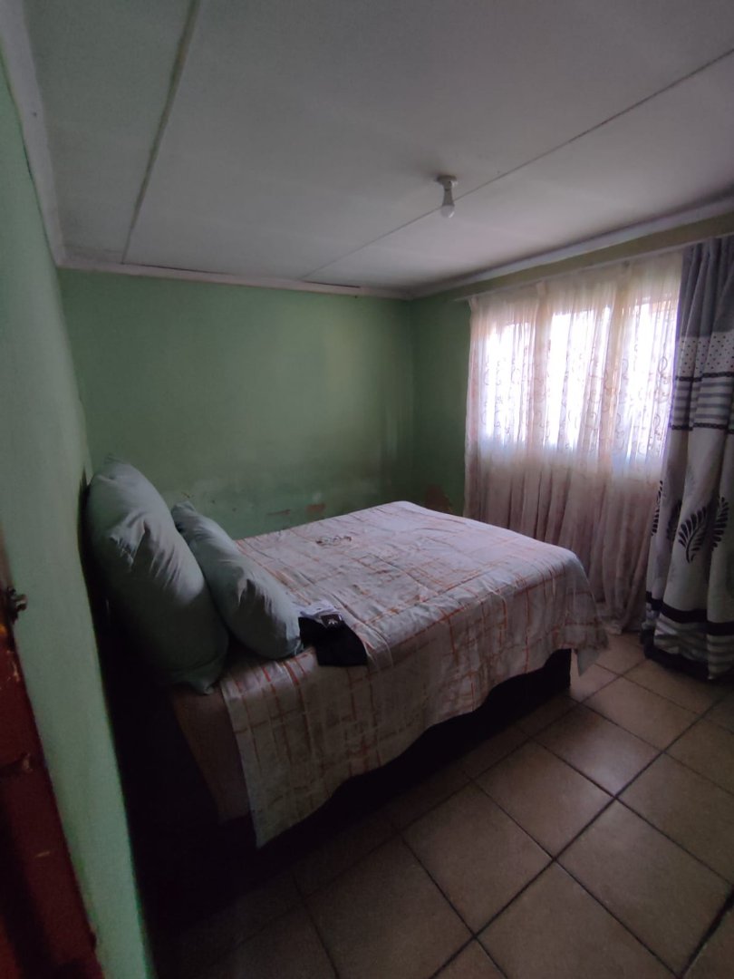 2 Bedroom Property for Sale in Tsakane Gauteng