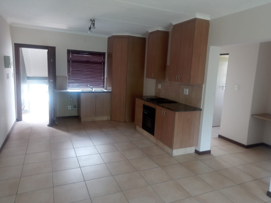 2 Bedroom Property for Sale in Greenstone Hill Gauteng